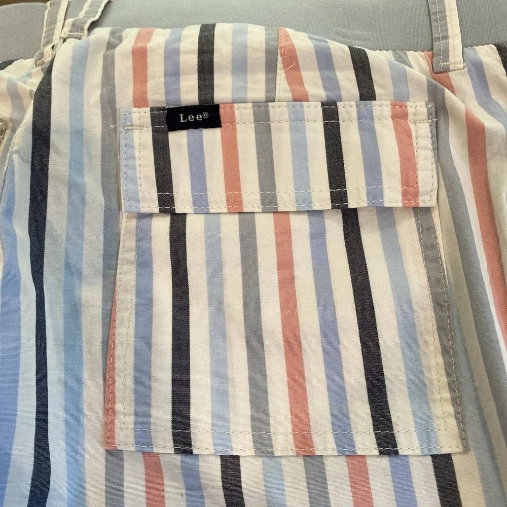 Lee‎ Womens Shorts Size 14 Reg Bermuda Striped Mid Rise Pockets Stretch Waist